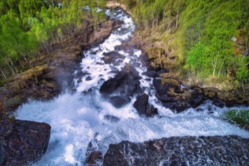 Bardu, Waterfall, mountains