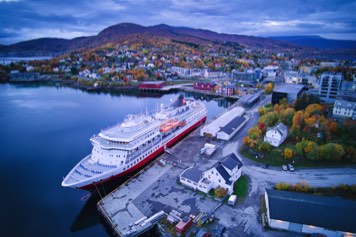 Finnsnes - Hurtigrututen Otto Sverdrup - Autumn