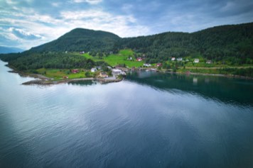 Dyrøyhamn.