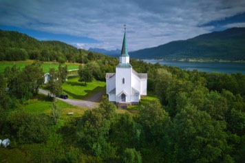 Dyrøya Church.