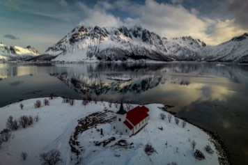 Lofoten Sildpollnes Kapell