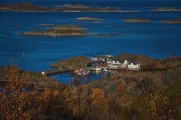 Hamn in Senja County, Mountain Hike Norway